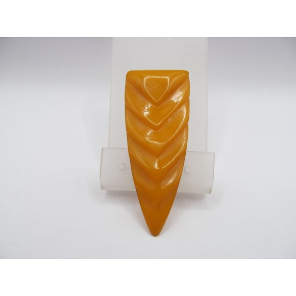 Vintage Carved Butterscotch Bakelite Arrow Dress Clip - Picture 12 of 12